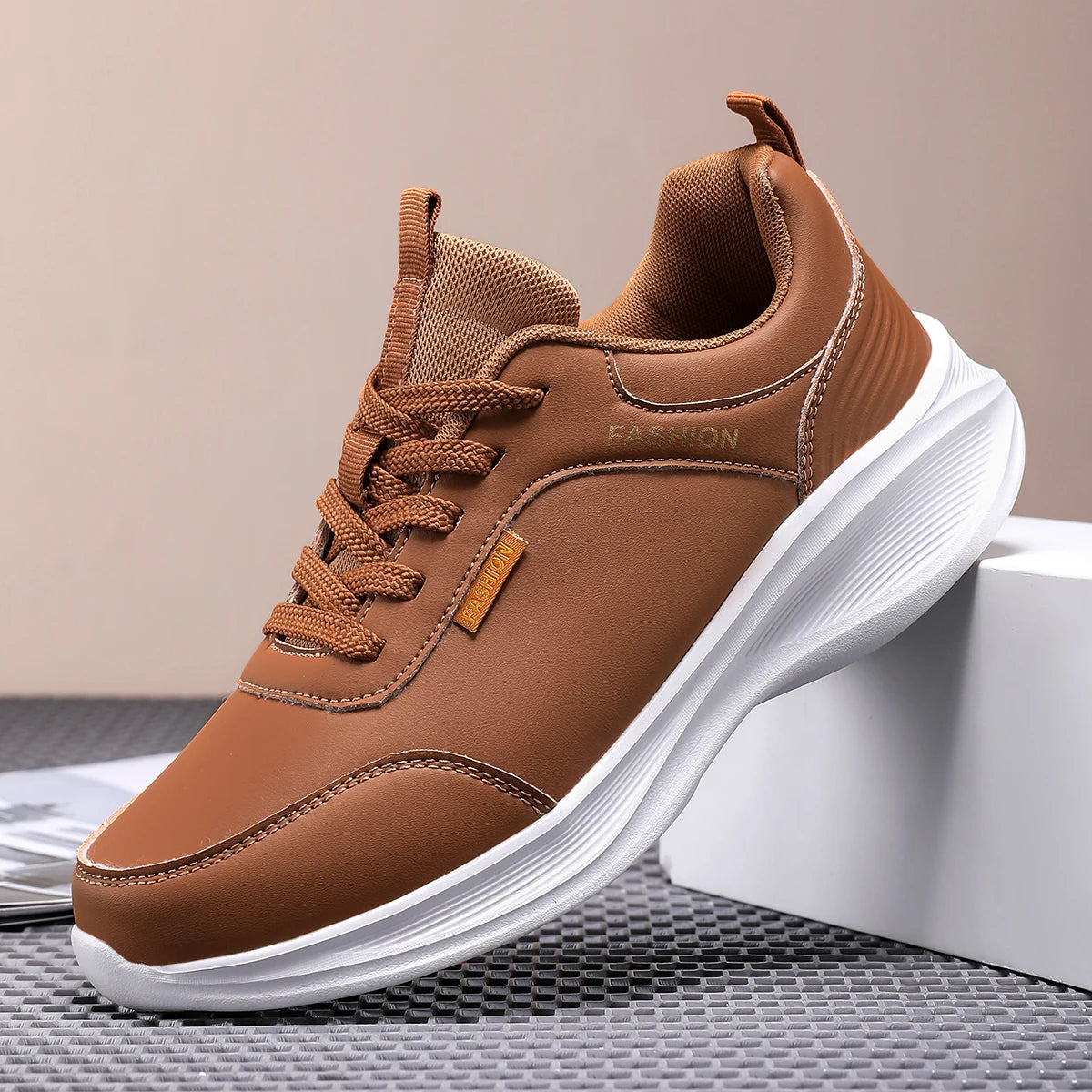 Zapatillas de deporte informales transpirables para hombre, zapatos planos ligeros a la moda, calzado deportivo para caminar.