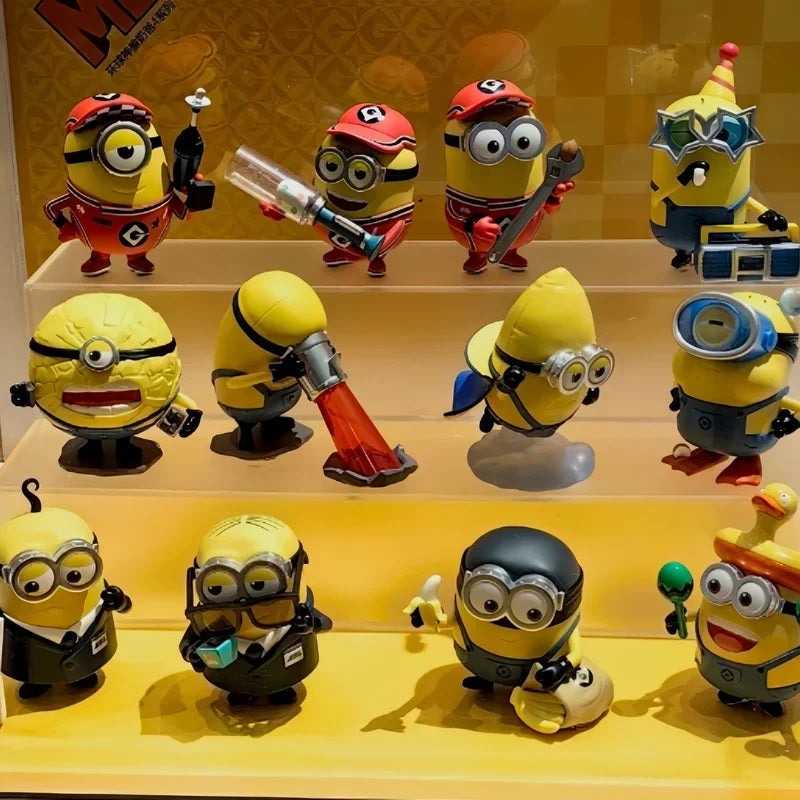 Figuras de acción de Minion para niños, muñecos de Anime, adornos de Pvc.