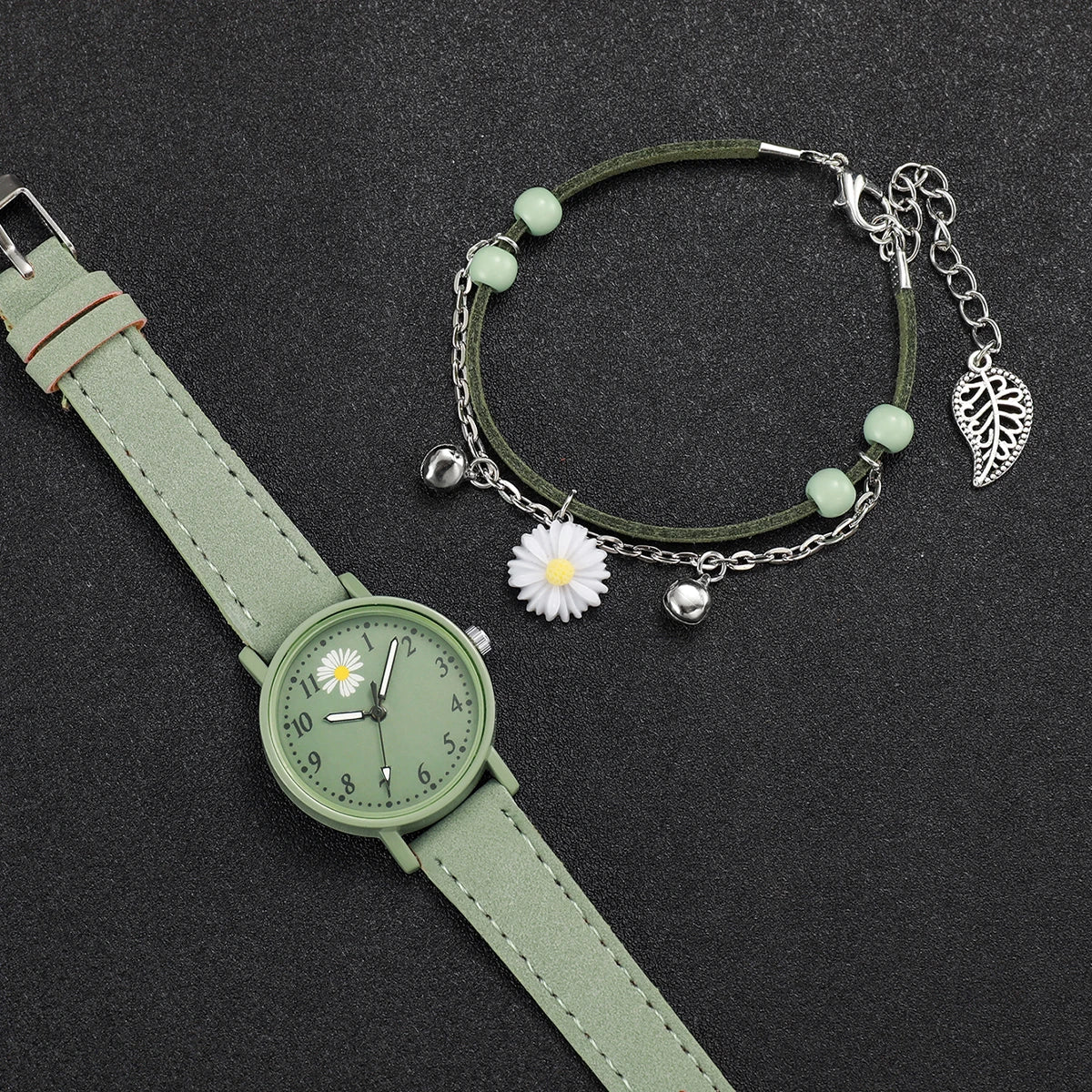 Reloj de cuero con esfera de Margarita para mujer.